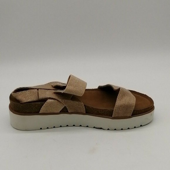 Not Rated Womens Slingback Sandal Gold Glitter Elastic Straps Platform Heel 6.5 - Picture 2 of 10